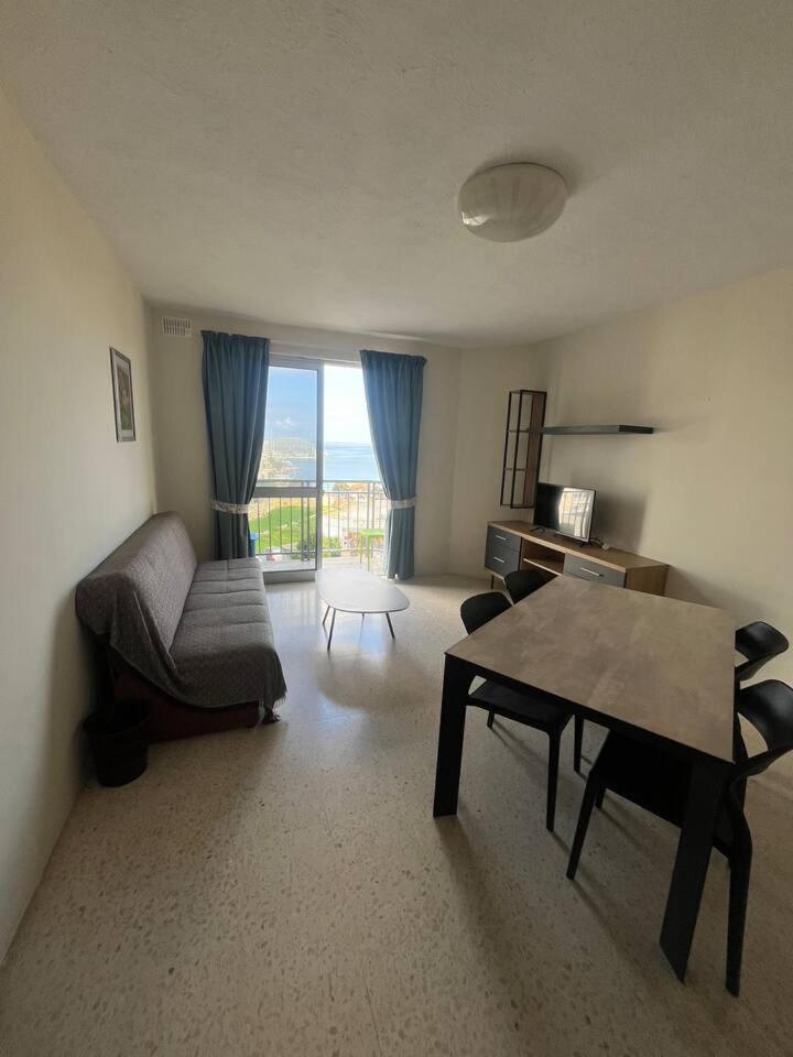 3 Bedrm Apt Seaview Balluta Bay สลีมา ภายนอก รูปภาพ